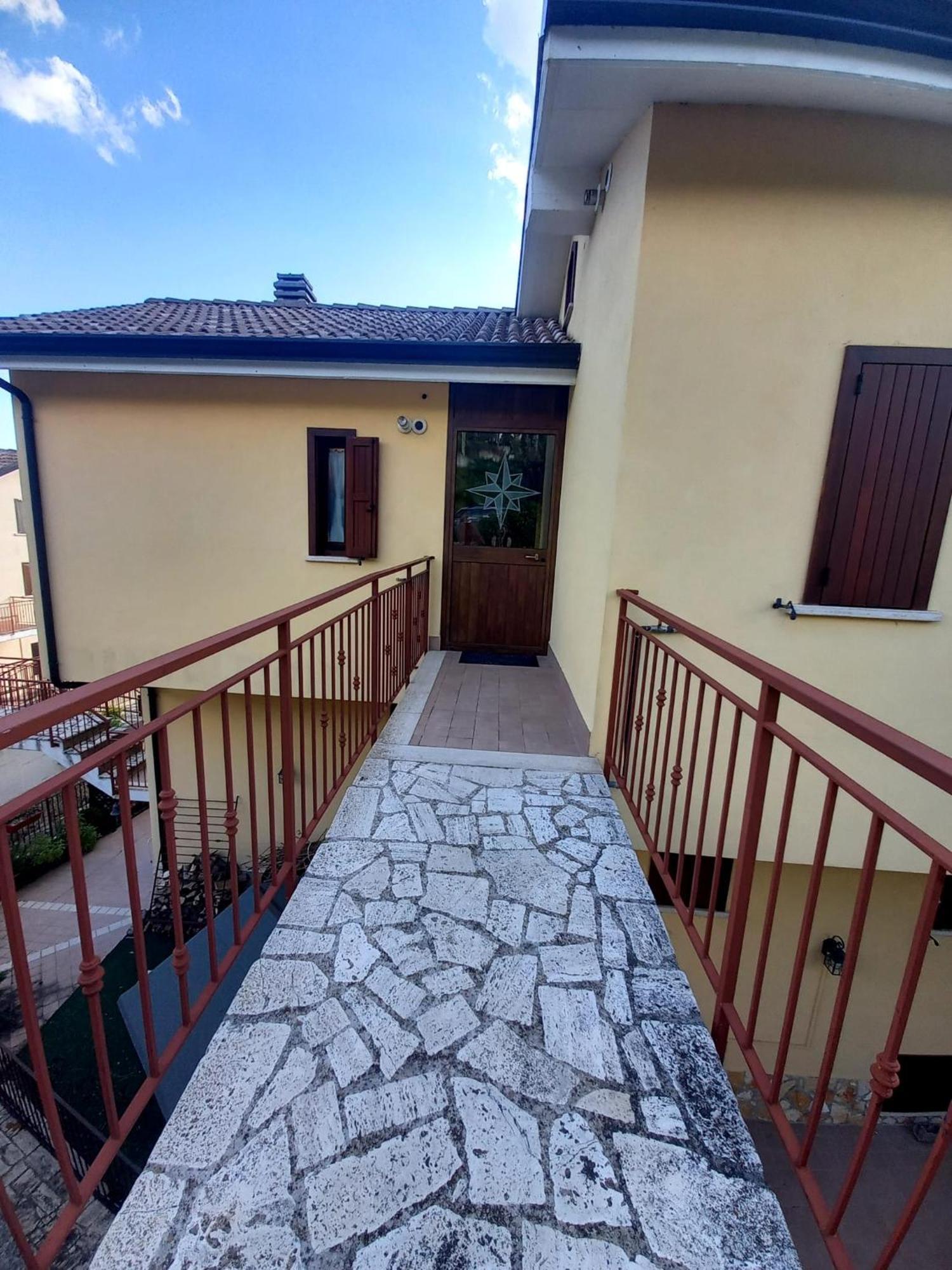 Il Nido Apartamento Castel Di Sangro Exterior foto